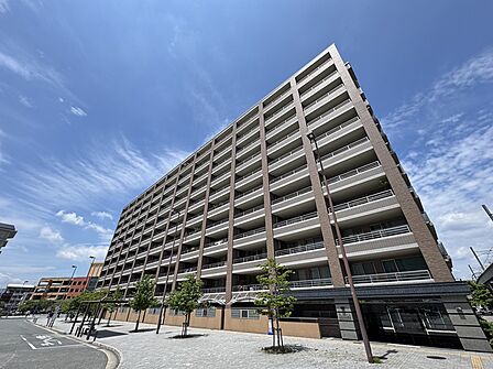 総戸数147戸のマンションです。