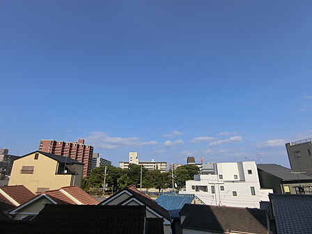 東向きバルコニーからの眺望