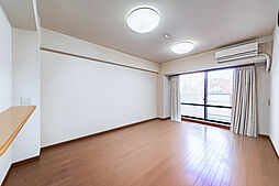 メイツ王子 3LDKのリビング/ダイニング