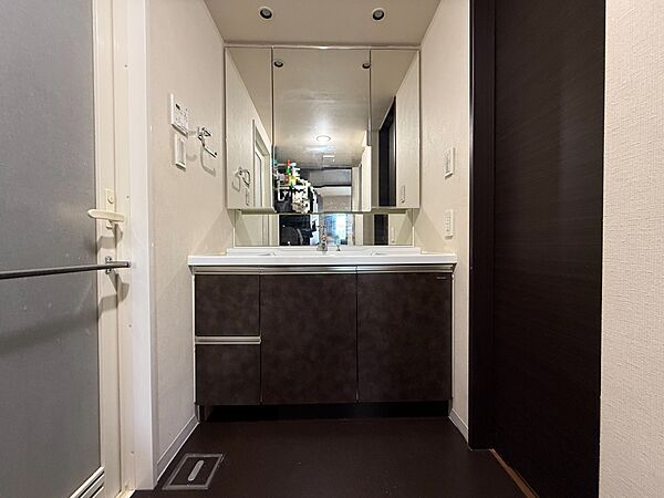 apartment 茨城県守谷市中央１丁目
地図を見る