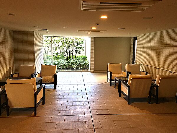エントランスホール