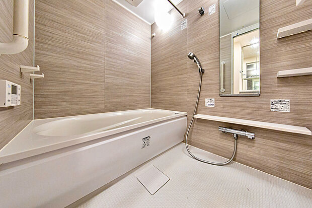 1418サイズの浴室　フルオートバス、浴室暖房乾燥機