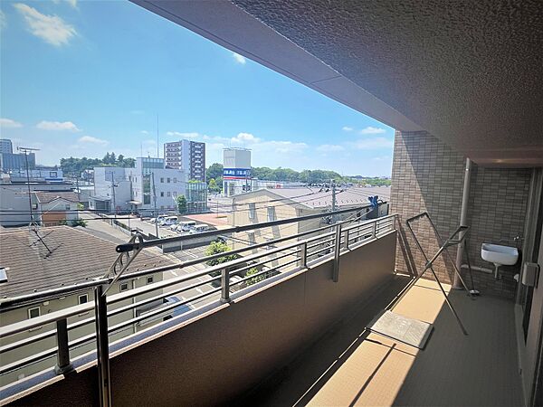 apartment 茨城県守谷市中央１丁目
地図を見る