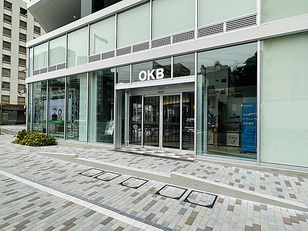 1階大垣共立銀行岐阜支店