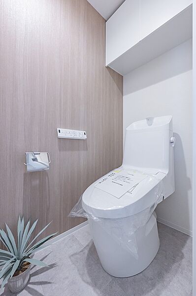 温水洗浄便座付トイレ