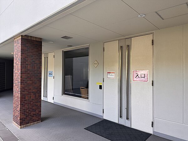 天然温泉大浴場・屋内プール（有償）