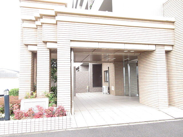 エントランス サーパス中央町 4階/-