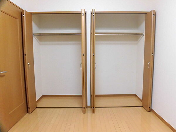 サービスルーム（納戸）の収納