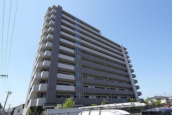 北方面からの外観