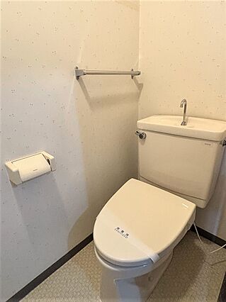 　暖房便座付き