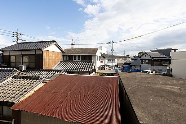 南東側バルコニーからの眺望（眺望は永久に保証されるものではありません）