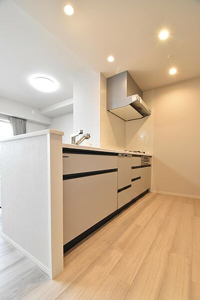 毎日の家事を助ける食器洗乾燥機　CGで作成したリフォームイメージです。掲載の画像は現況優先とします