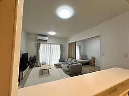 アルファスマート谷山緑地弐番館 2LDKのリビング/ダイニング