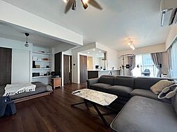 レーベン西千石　ＭＩＤ　ＳＱＵＡＲＥ 3LDKのリビング/ダイニング