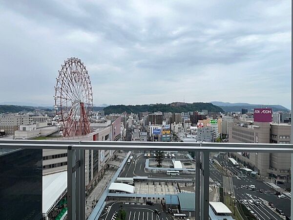 リビングからの眺望（眺望は永続的に保証されるものではありません）