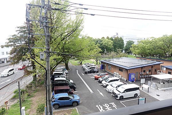 バルコニーからの眺望（眺望は永続的に保証されるものではございません）
