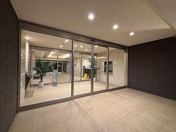 apartment 石川県金沢市上堤町2番37号　金沢三栄ビル2F