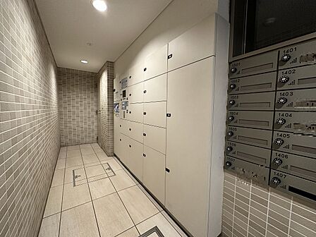 不在時にも便利な宅配ボックス