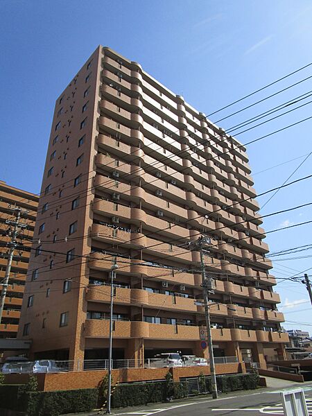 apartment 福島県郡山市長者３丁目4番5号