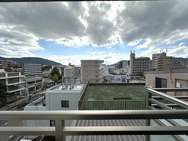 南側バルコニーからの眺望