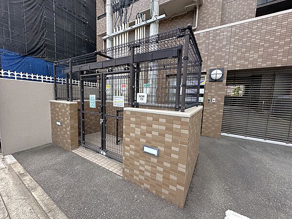 ごみ置き場