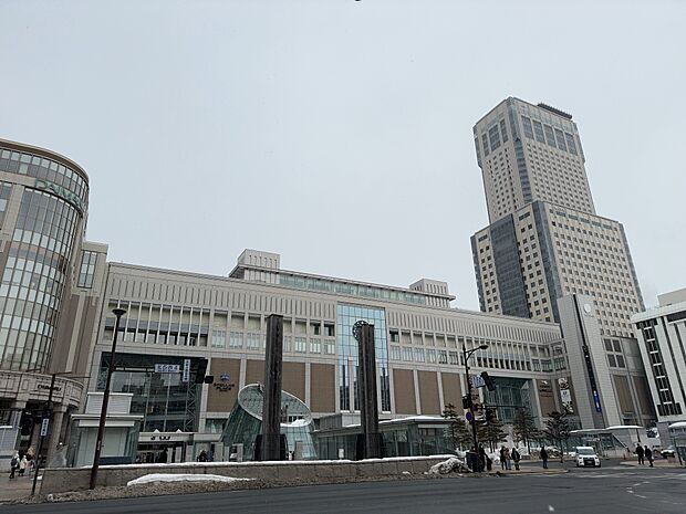 ＪＲ線札幌駅まで徒歩20分（約1600m）