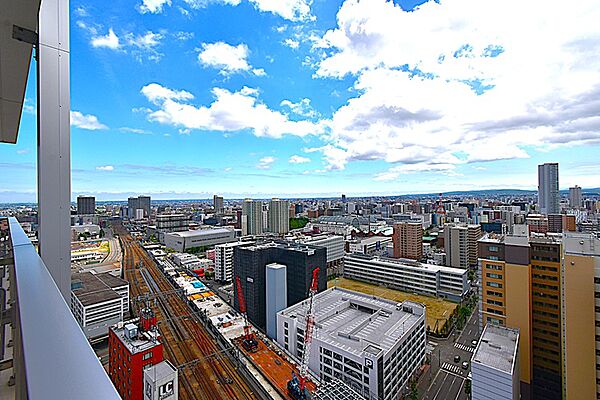 バルコニーからの南東側眺望