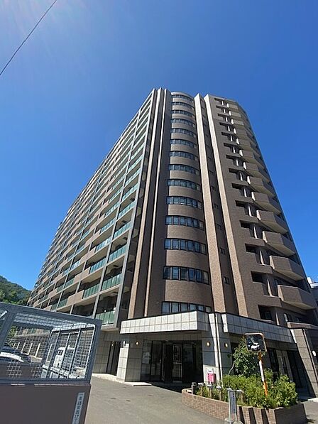 外観写真(構造:鉄筋コンクリート・鉄骨造)