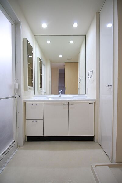 apartment 岩手県盛岡市南大通１丁目
地図を見る