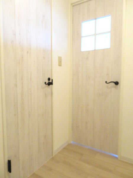 内部建具にもこだわりを感じる仕様です