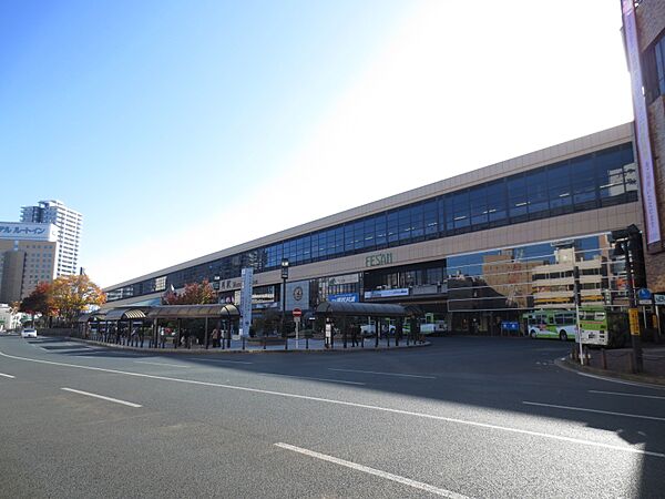 盛岡駅まで徒歩7分（約490ｍ）です。