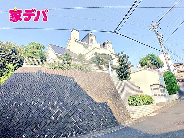 保育園も近く、子育て家庭に嬉しい立地
