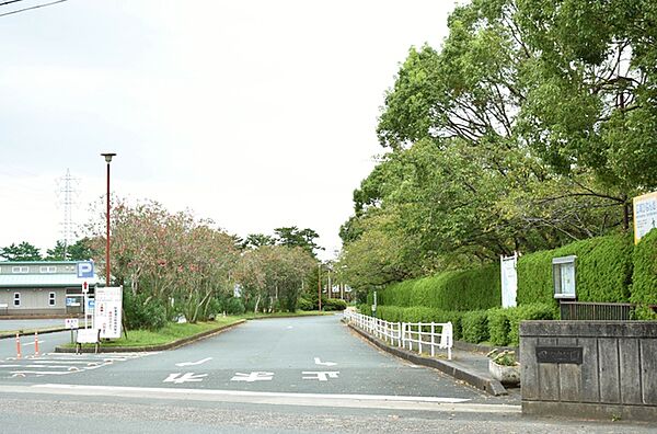 四ツ池公園（2220m）