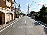 外観：前面道路