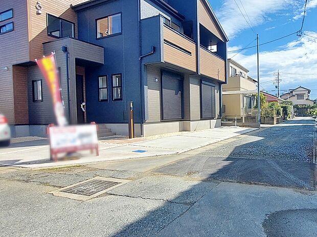 しっかり舗装もされているので、ベビーカーや自転車でも快適に通行できます。