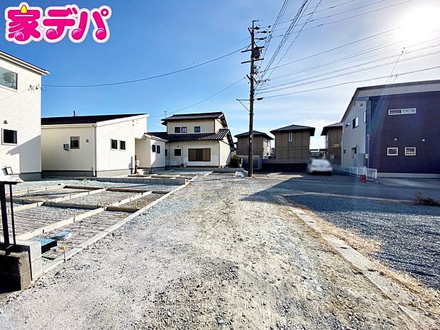 前面道路:北西側約4m幅