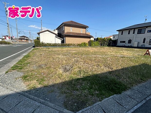 【1号棟】地域に密着した不動産販売でお客様のニーズに、経験豊富なスタッフが柔軟にご対応させて頂きます。