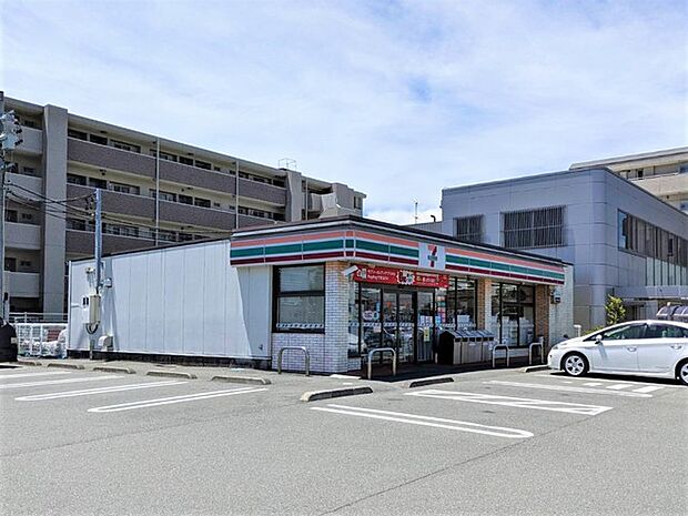 セブンイレブン浜松雄踏店（470m）