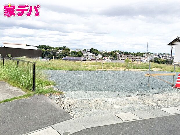 住宅ローンにご不安のあるお客様も、まずはお気軽にご相談下さい。お客様に最適な資金計画と金融機関をご案内いたします。