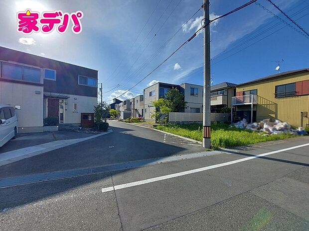 前面道路:南東側約7.1m幅