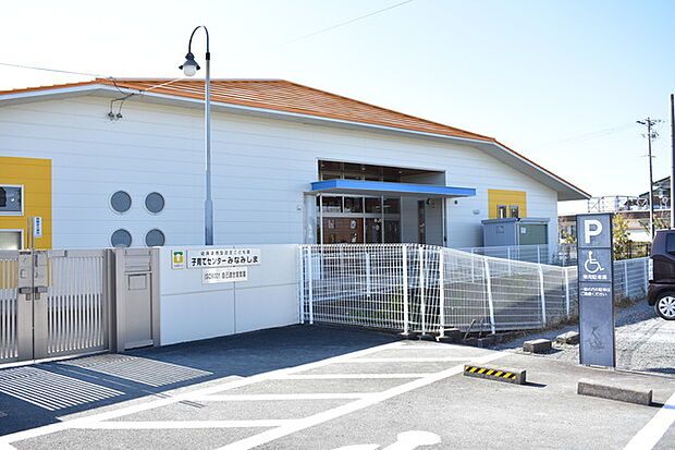 天竜厚生会 子育てセンターみなみしま(2420m)