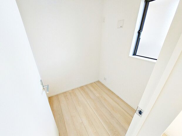 【テレワークルーム2帖】 寝室はテレワークに最適なワークスペース付き 