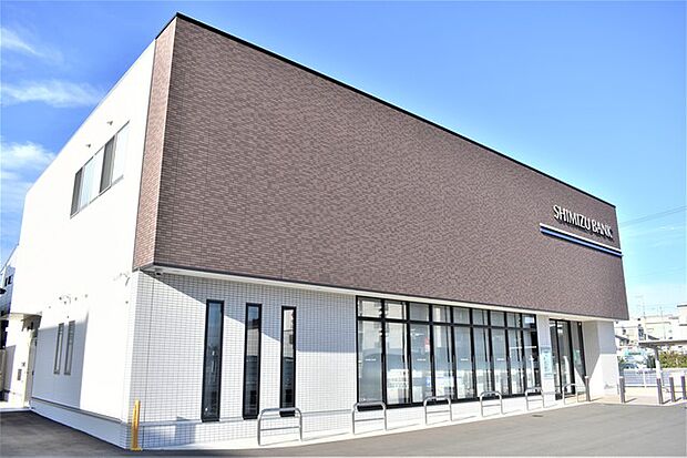 清水銀行　磐田支店（820m）