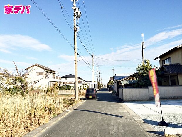 前面道路：北側約5ｍ幅