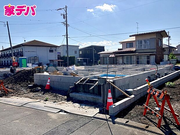 基礎工事中です。ご見学希望のお客様につきましては同型同仕様の物件にご案内いたします