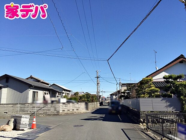 前面道路：南側約5.9ｍ幅