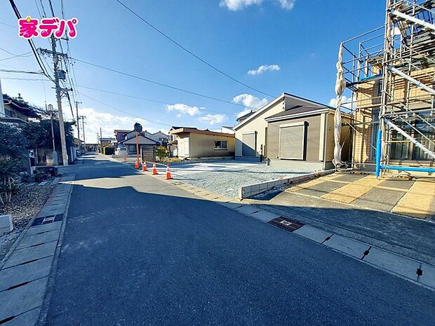 前面道路：南側約4.7ｍ幅