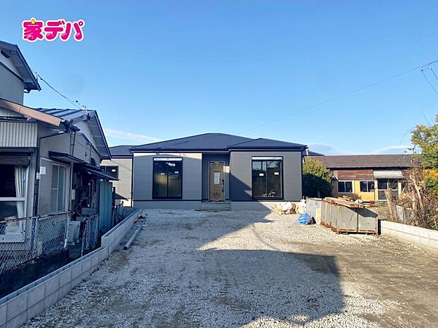 足場が外れました!現地ご案内いたします。お気軽にお問い合わせください!