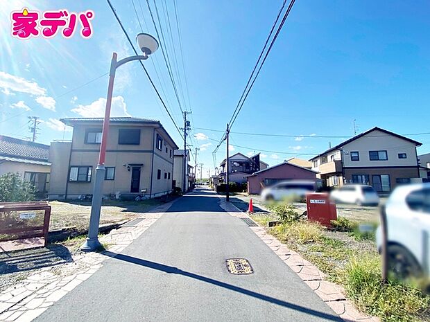 前面道路:南側約5m幅