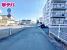 外観：前面道路